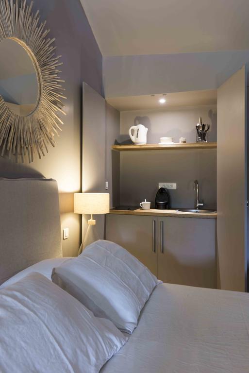 La Minotte B&B Montfort-l'Amaury Luaran gambar