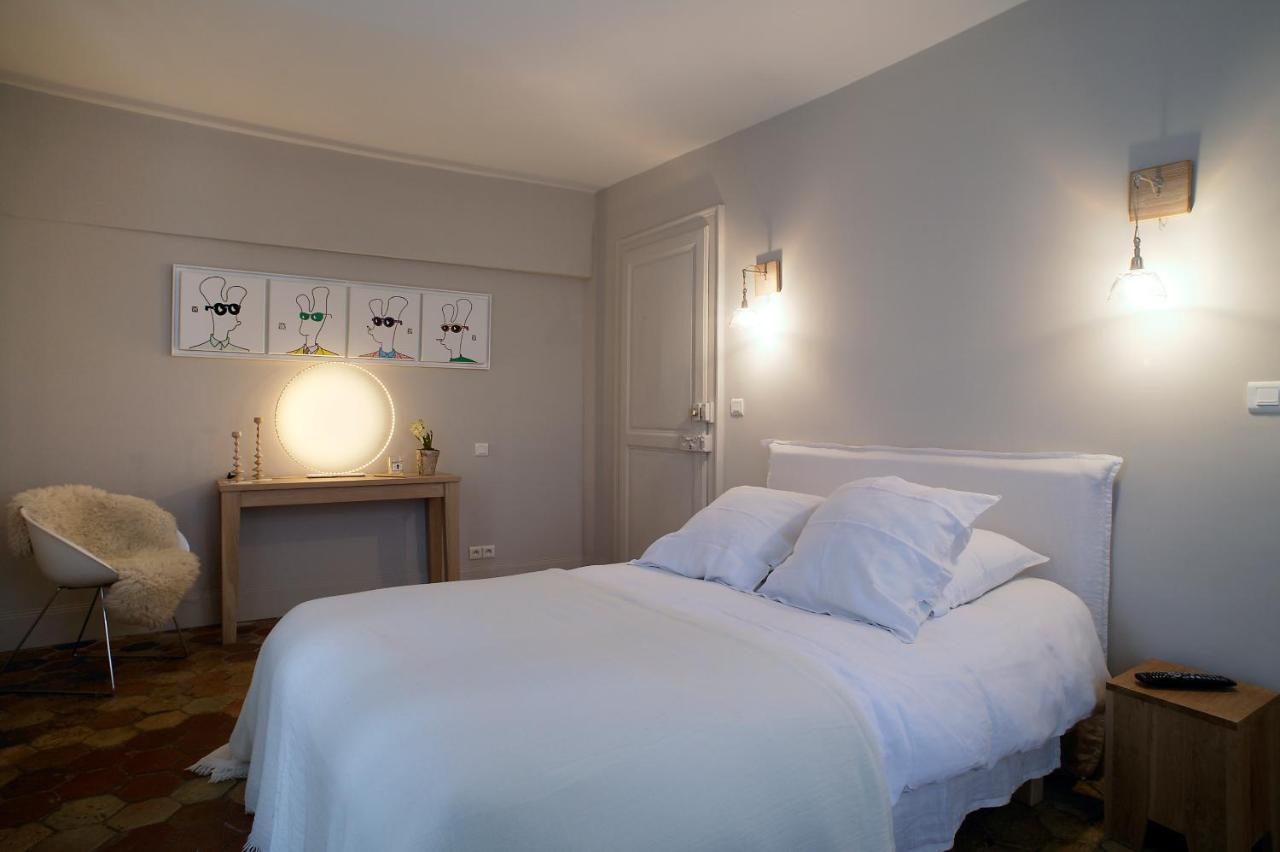 La Minotte B&B Montfort-l'Amaury Luaran gambar
